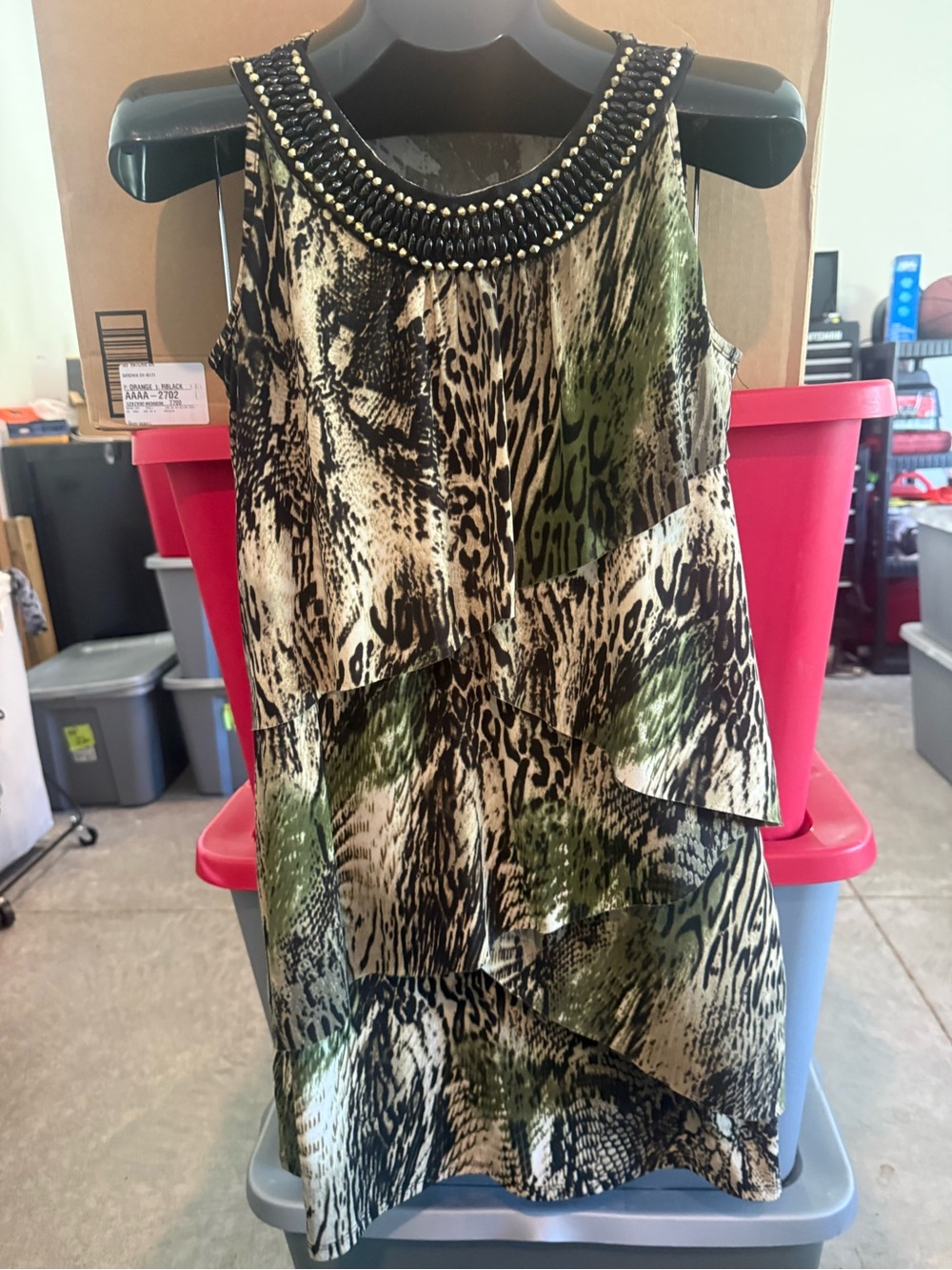 Beaded-Neck Tiered Animal Print Dress or tunic - Green/Black p45
